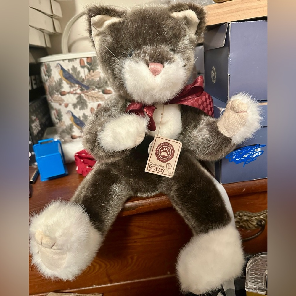 NWT Boyds Weighted cat